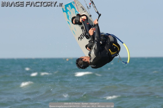 2005-05-07 Rimini - Bunker - Kitesurf 31